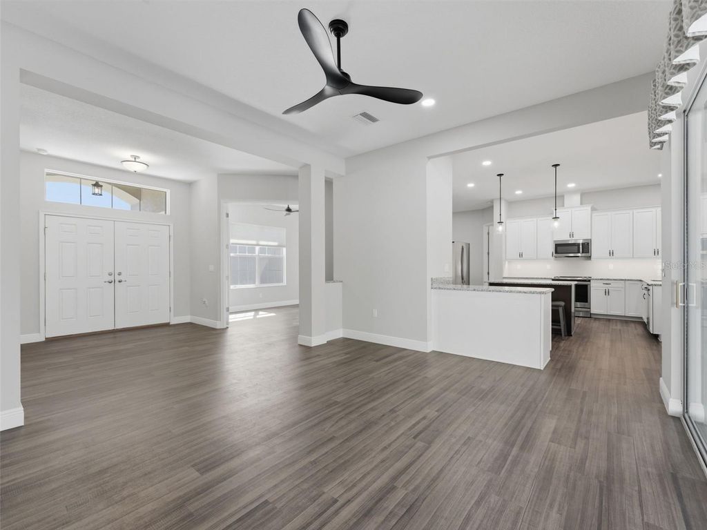 Image 32 of property listing at 4025 SPRING PARK WAY, Brooksville, FL 34604