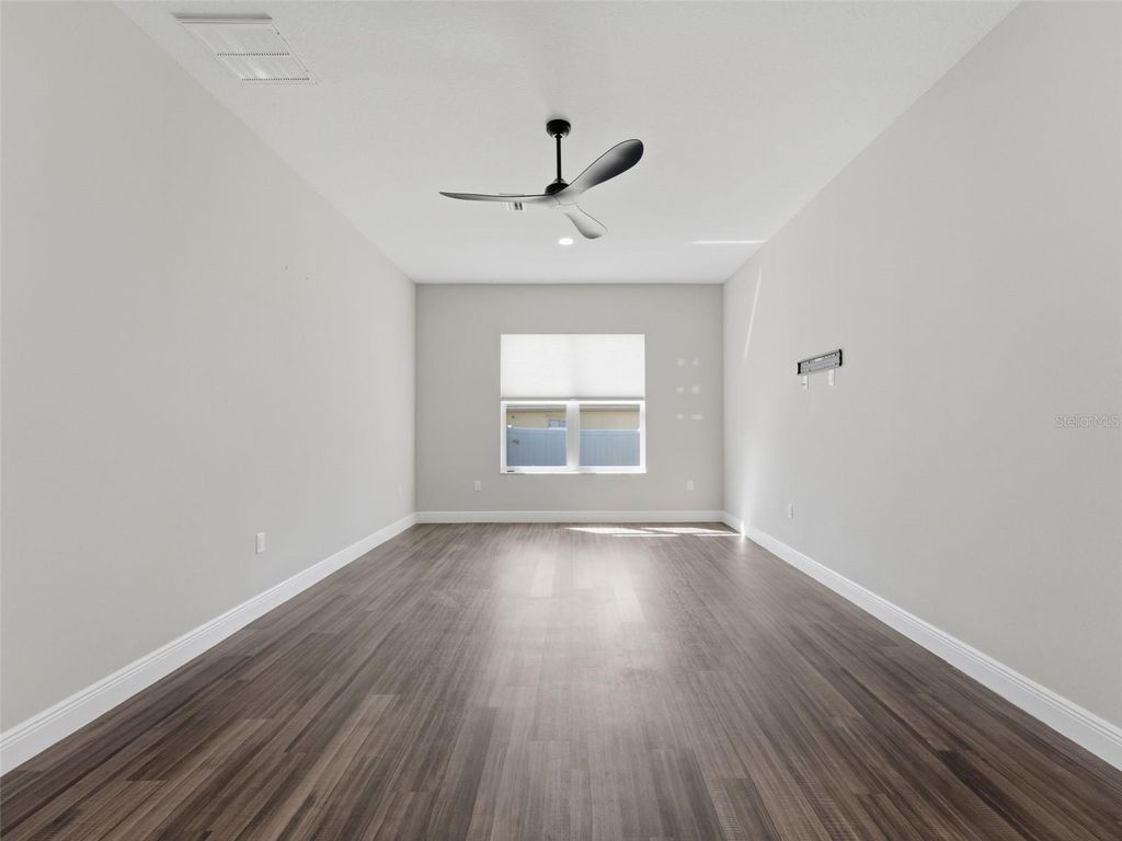 Image 56 of property listing at 4025 SPRING PARK WAY, Brooksville, FL 34604