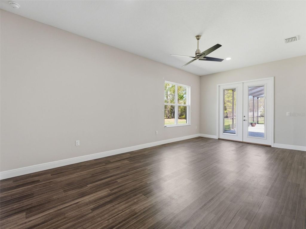 Image 66 of property listing at 4025 SPRING PARK WAY, Brooksville, FL 34604