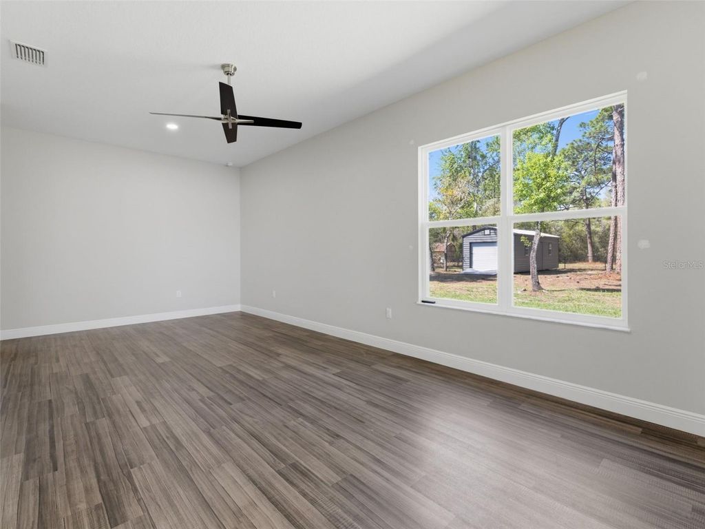 Image 68 of property listing at 4025 SPRING PARK WAY, Brooksville, FL 34604