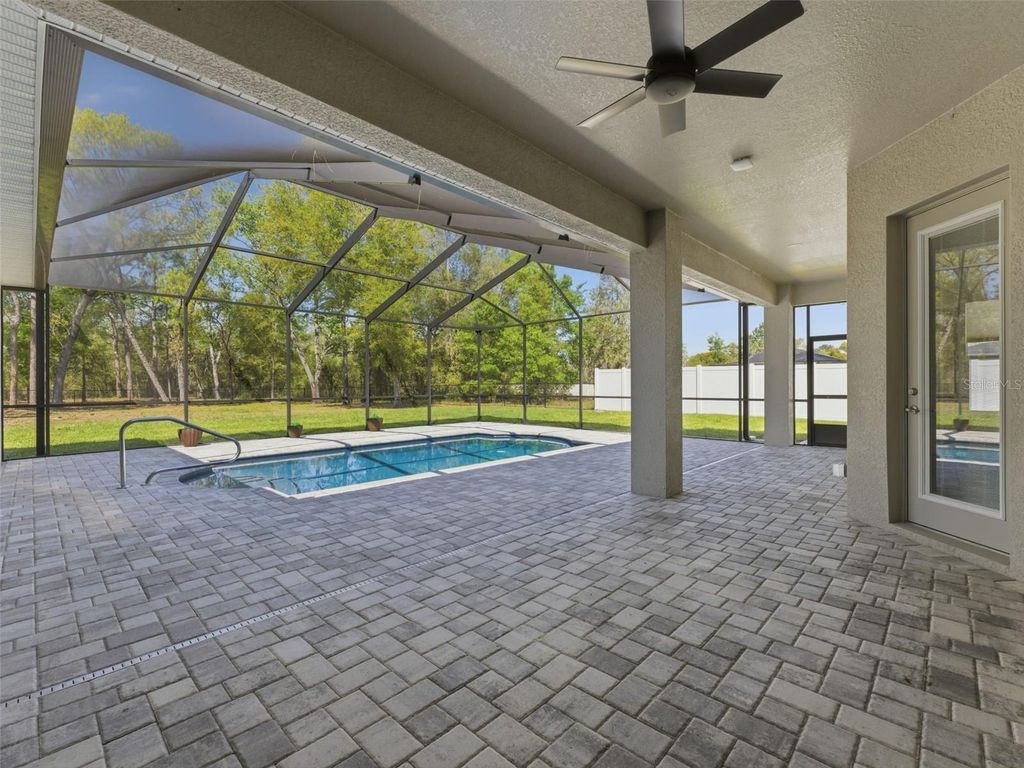 Image 73 of property listing at 4025 SPRING PARK WAY, Brooksville, FL 34604
