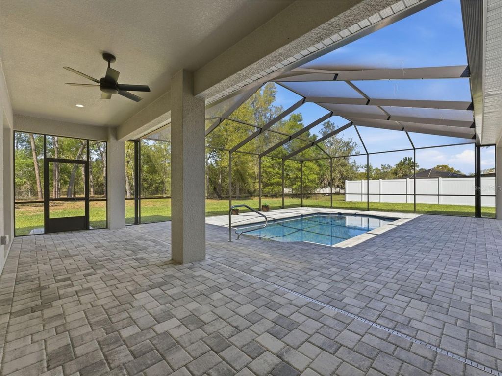 Image 76 of property listing at 4025 SPRING PARK WAY, Brooksville, FL 34604