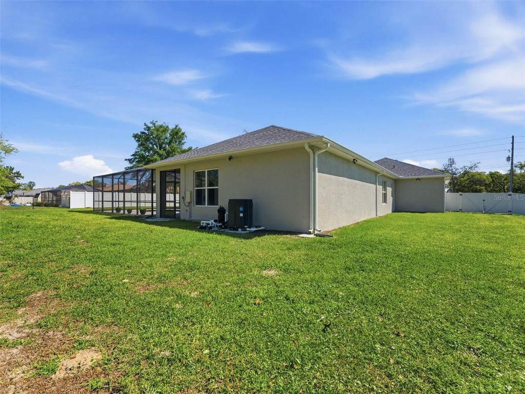 Image 87 of property listing at 4025 SPRING PARK WAY, Brooksville, FL 34604