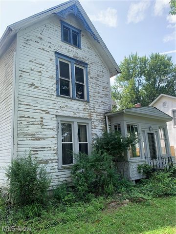 334 State Street, Leetonia, OH 44431