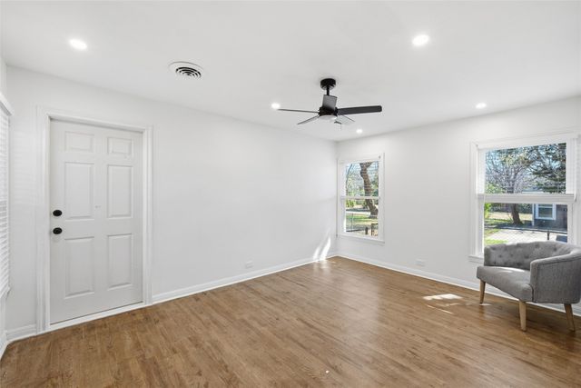 3313 Greenwood Drive, Waco, TX 76708