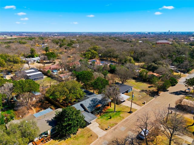 3313 Greenwood Drive, Waco, TX 76708