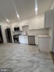 624 POPLAR ST, Lancaster, PA 17603