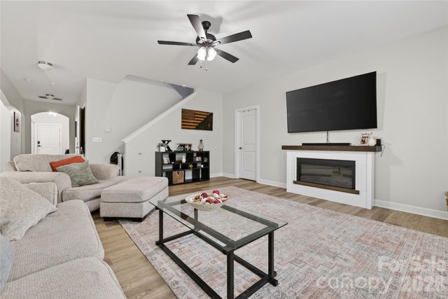 15109 Ockeechobee Court, Charlotte, NC 28227