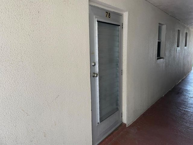 506 Davis Road 78, Palm Springs, FL 33461