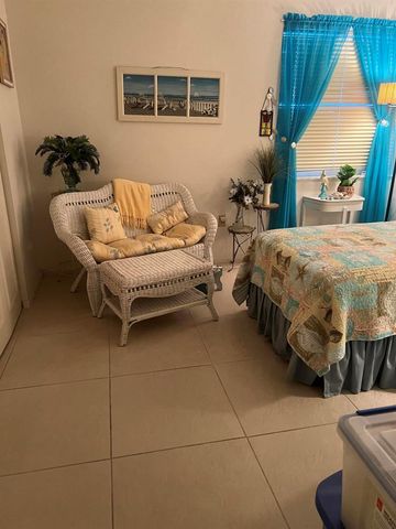506 Davis Road 78, Palm Springs, FL 33461