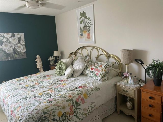 506 Davis Road 78, Palm Springs, FL 33461