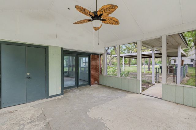 3245 Hartlee Field Road, Denton, TX 76208