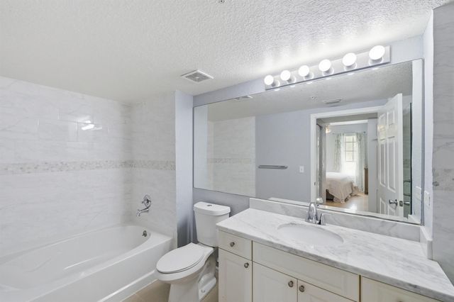 6562 W Sample Road 6562, Coral Springs, FL 33067