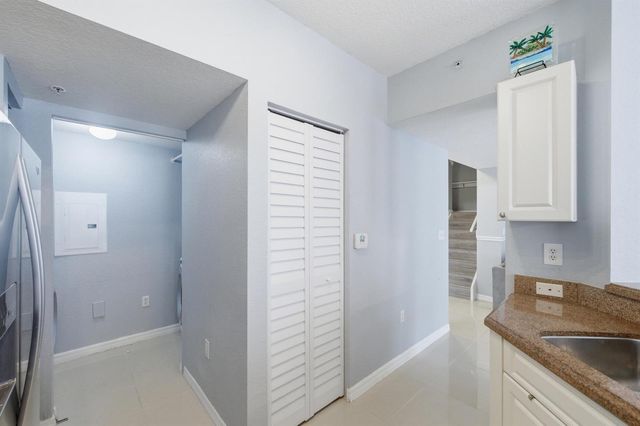 6562 W Sample Road 6562, Coral Springs, FL 33067