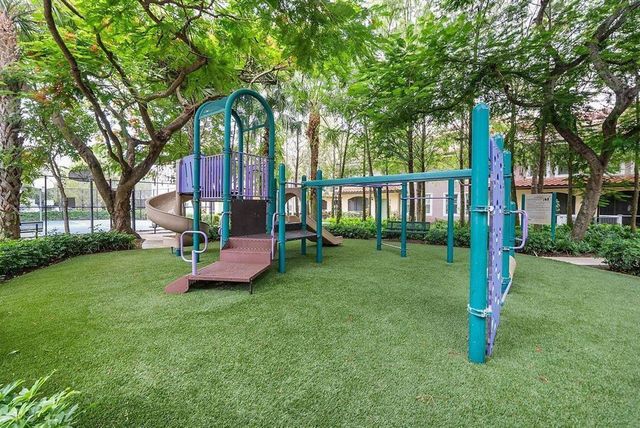 6562 W Sample Road 6562, Coral Springs, FL 33067
