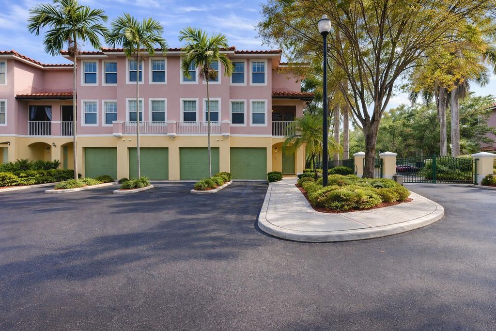 6562 W Sample Road 6562, Coral Springs, FL 33067