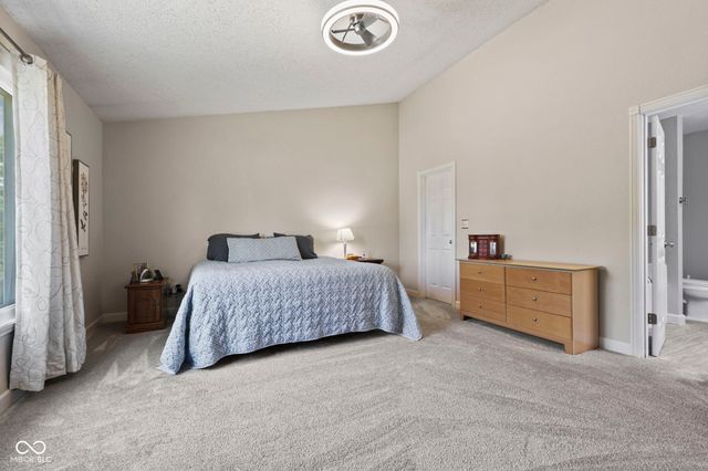 435 Lake Shore Court, Franklin, IN 46131
