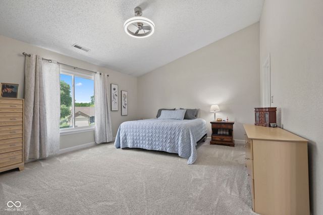 435 Lake Shore Court, Franklin, IN 46131