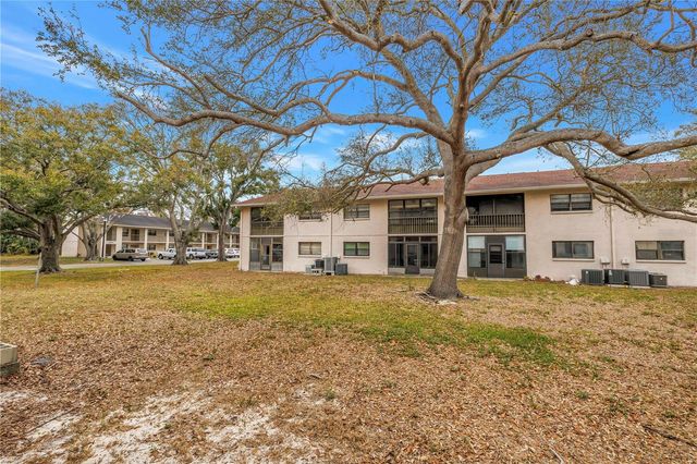 2255 62ND AVENUE N 2102, St Petersburg, FL 33702