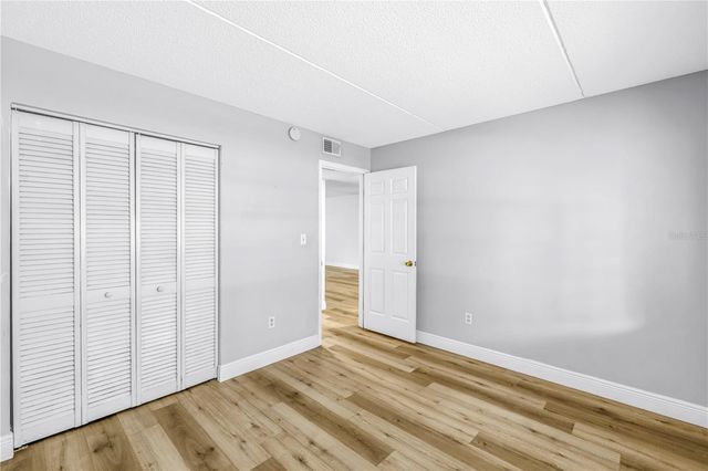 2255 62ND AVENUE N 2102, St Petersburg, FL 33702