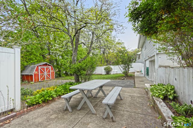 39 Enright Street, West Haven, CT 06516