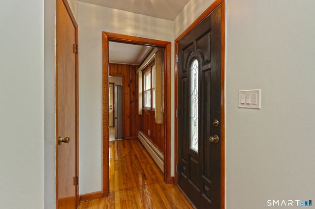 39 Enright Street, West Haven, CT 06516