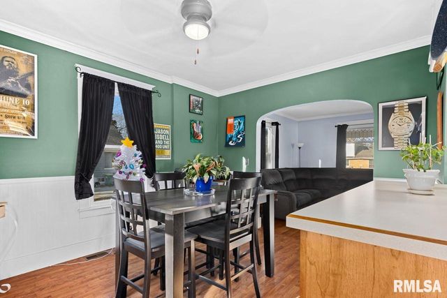 1298 CAMPBELL Avenue, Galesburg, IL 61401