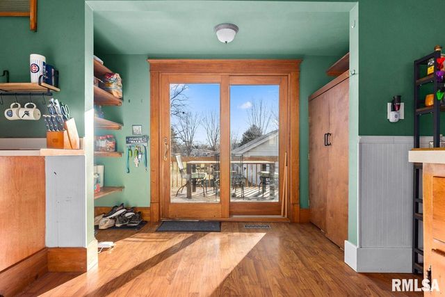 1298 CAMPBELL Avenue, Galesburg, IL 61401