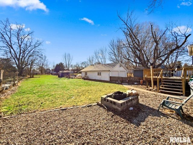 1298 CAMPBELL Avenue, Galesburg, IL 61401