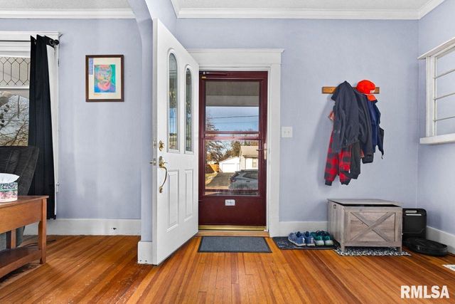 1298 CAMPBELL Avenue, Galesburg, IL 61401