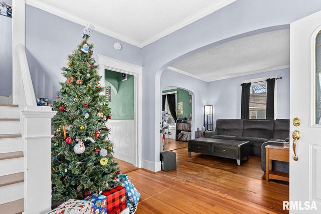 1298 CAMPBELL Avenue, Galesburg, IL 61401