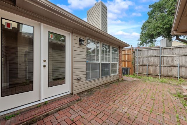 2931 Allister Street, Dallas, TX 75229