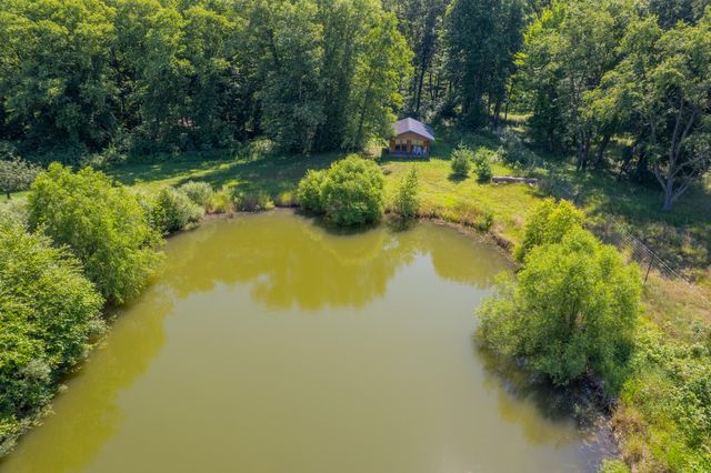 5742 S 350 E, Knox, IN 46534