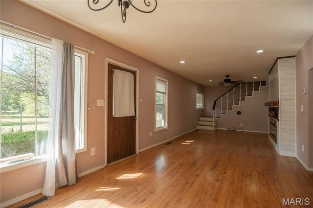 325 County Road 467, Poplar Bluff, MO 63901