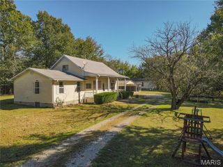 325 County Road 467, Poplar Bluff, MO 63901