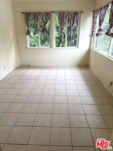 1340 E Broadway C, Glendale, CA 91205