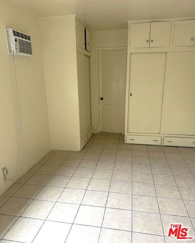 1340 E Broadway C, Glendale, CA 91205