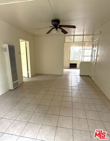 1340 E Broadway C, Glendale, CA 91205
