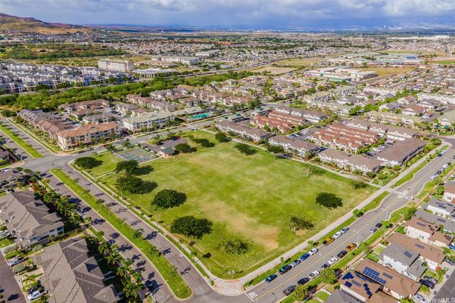 460 Kamaaha Avenue 5, Kapolei, HI 96707