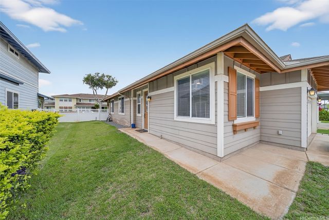 460 Kamaaha Avenue 5, Kapolei, HI 96707