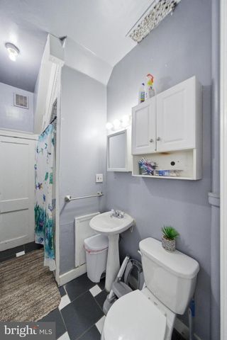 112 HAWS AVE, Norristown, PA 19401