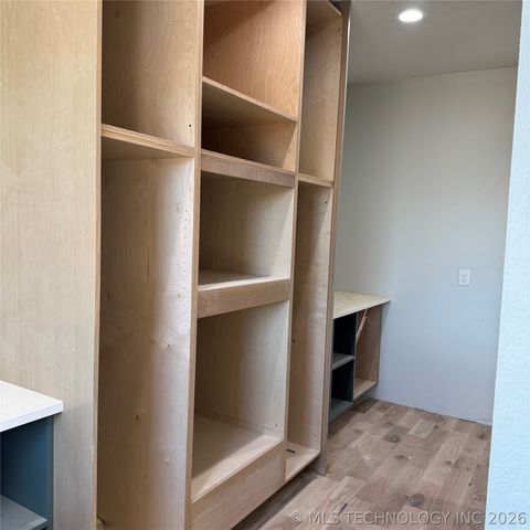 451679 Congressional, Afton, OK 74331