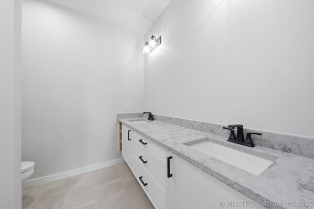 451679 Congressional, Afton, OK 74331