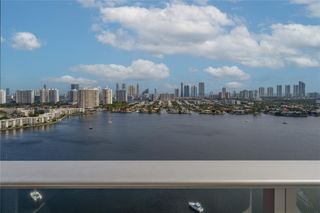 17301 Biscayne Boulevard Ph 7, Aventura, FL 33160