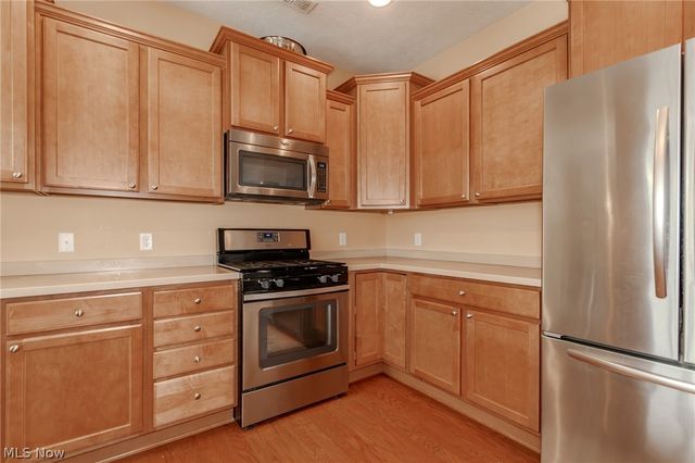 9237 Unionville Drive, North Ridgeville, OH 44039
