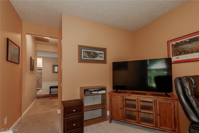 9237 Unionville Drive, North Ridgeville, OH 44039
