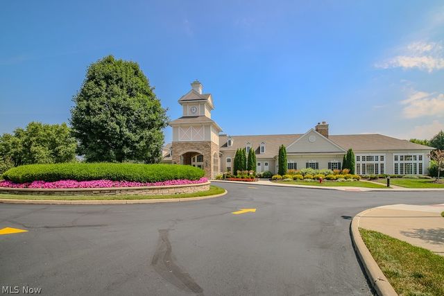 9237 Unionville Drive, North Ridgeville, OH 44039