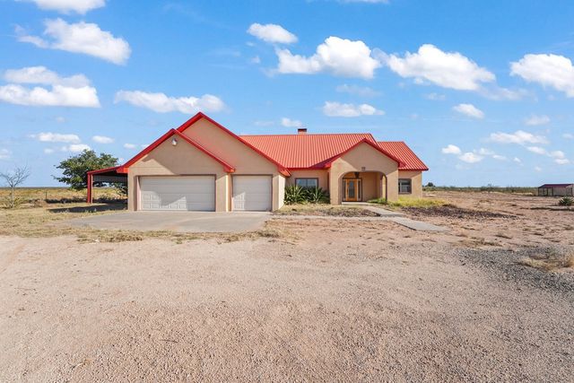 686 FM 11, Grand Falls, TX 79742