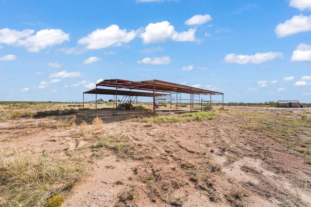 686 FM 11, Grand Falls, TX 79742