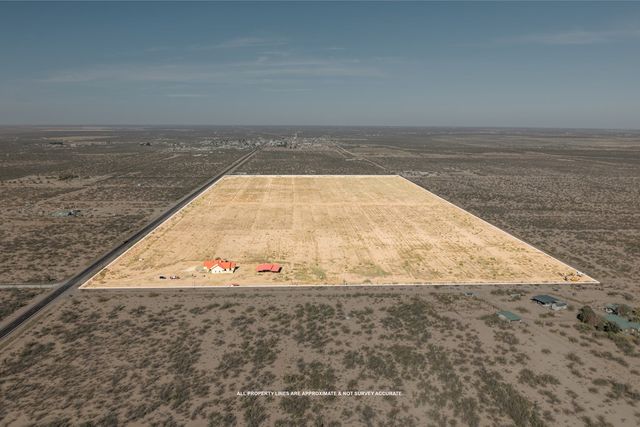 686 FM 11, Grand Falls, TX 79742